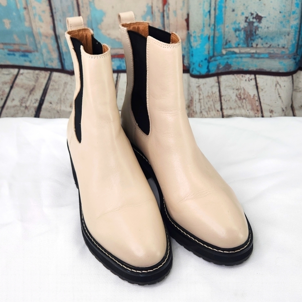 Madewell The Carina Platform Chelsea Boot